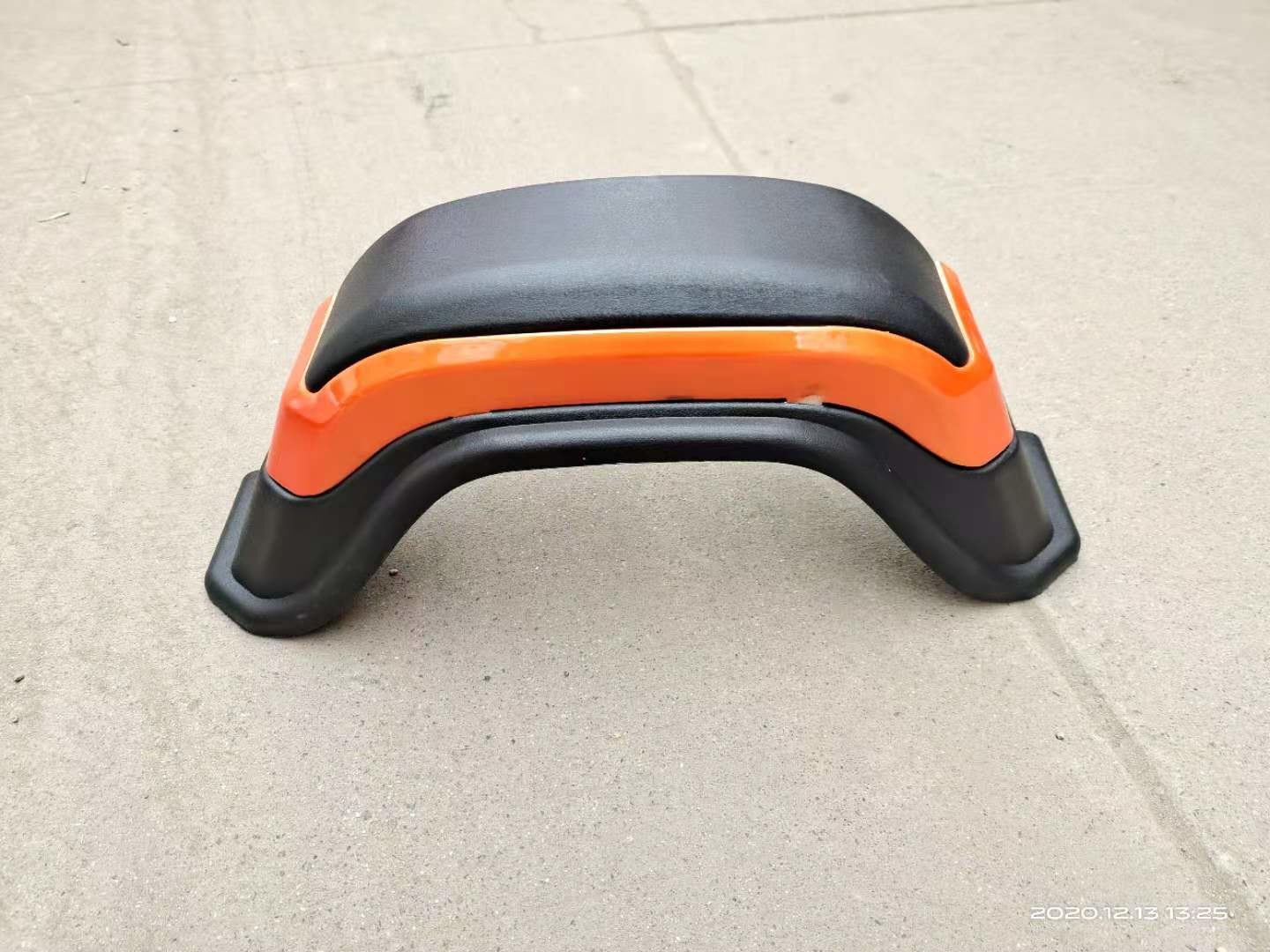 Huamao Accessories, viejos años, nuevos pasos geniales, azulejos de barro, Qingmu Aiteying, guardabarros, vehículos eléctricos, ocio, tres ruedas