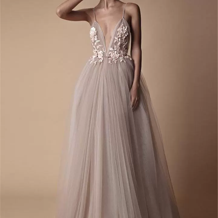 欧美外贸新娘婚纱礼服女装新款wish亚马逊宴会吊带伴娘服婚纱裙