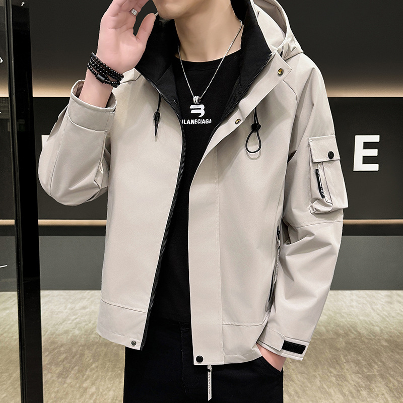 2025 primavera y otoño chaqueta encapuchada hombre marca de moda casual versátil chaqueta de trabajo deportivo al aire libre ropa de asalto hombre mayorista