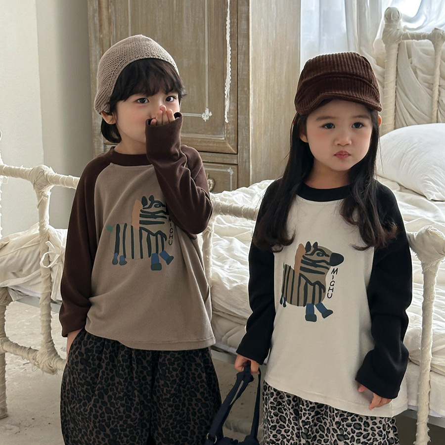 Jia Ye Children's Products 2026 New Spring and Autumn Round Neck Long Sleeve T-Shirt for Boys and Girls Baby Cartoon Raglan Sleeve Undershirt