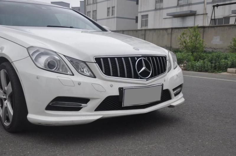 Suitable for 09-13 W207 Mercedes-Benz Ecoupe Modified Amg Gypsophila Gt Mid-Grid Water Tank Cover Grille