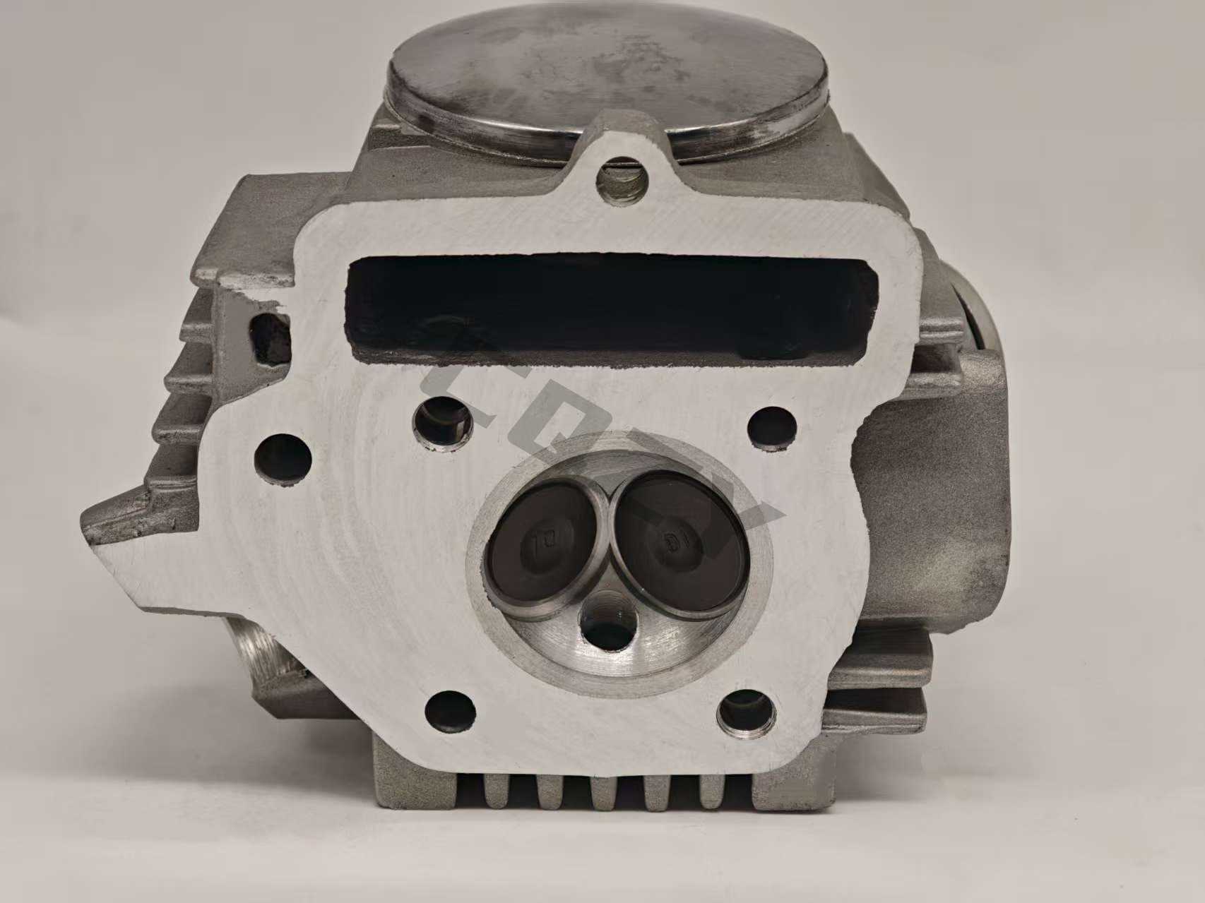 Motorcycle Parts Jialing Jh7048Q Cylinder Head Assembly Underbone Bike Engine Cylinder Head Assembly