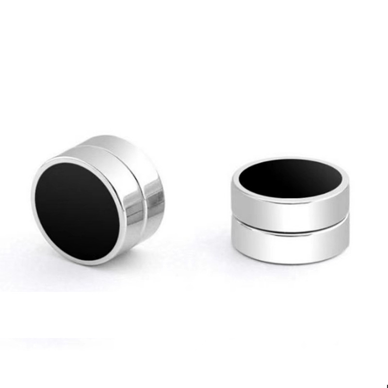 Trendy Stainless Steel Non-Pierced Earrings Round Cake Epoxy No Hole Magnetic Ear Clips For Men And Women_voghion.com