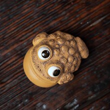 宜兴原矿紫砂茶宠三足金蟾貔貅小摆件雕塑陶瓷茶具配件批发可养