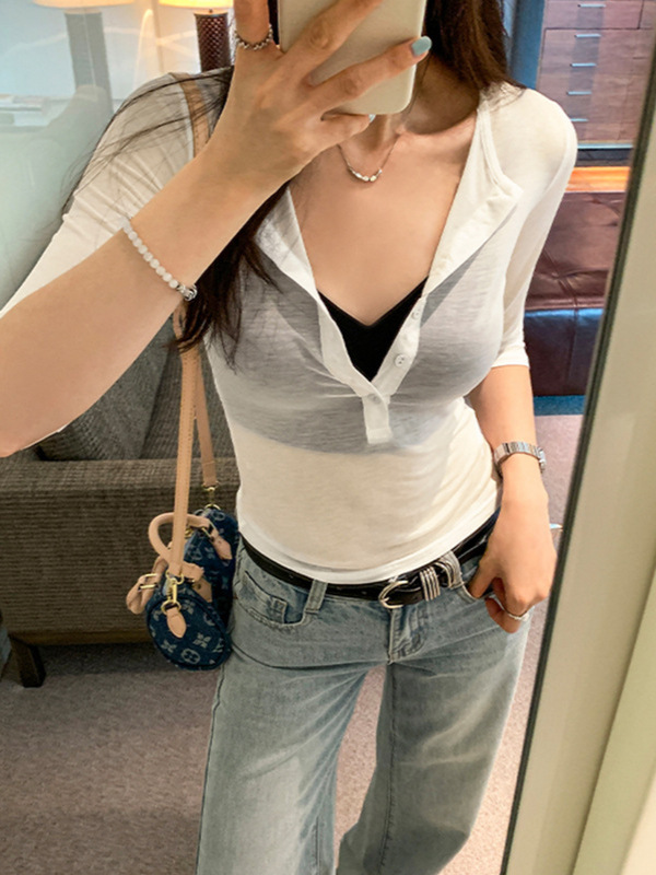 设计感排扣半开领中袖t恤女2025夏季薄款透感修身独特绝美小上衣|undefined