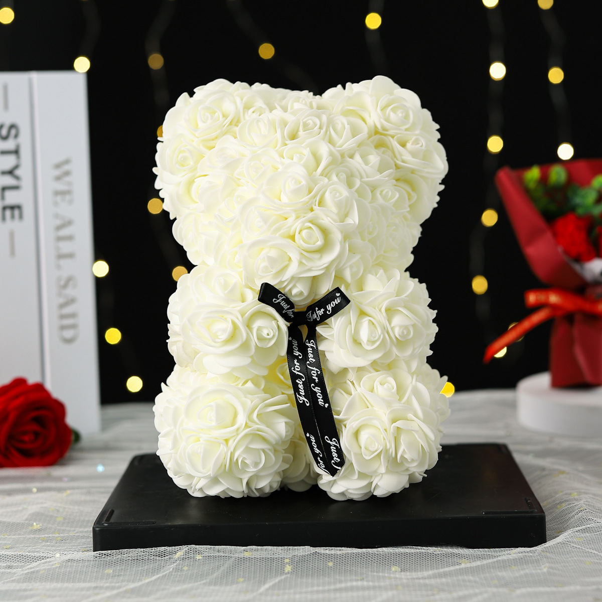 Bear Pattern Valentine'S Day Elegant Lady Bear Plastic Ornaments Artificial Flowers