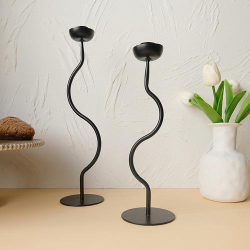 Modern Minimalist Iron Candlestick Home Romantic Atmosphere Prop French Entrance Piece Decorative Candleholder
