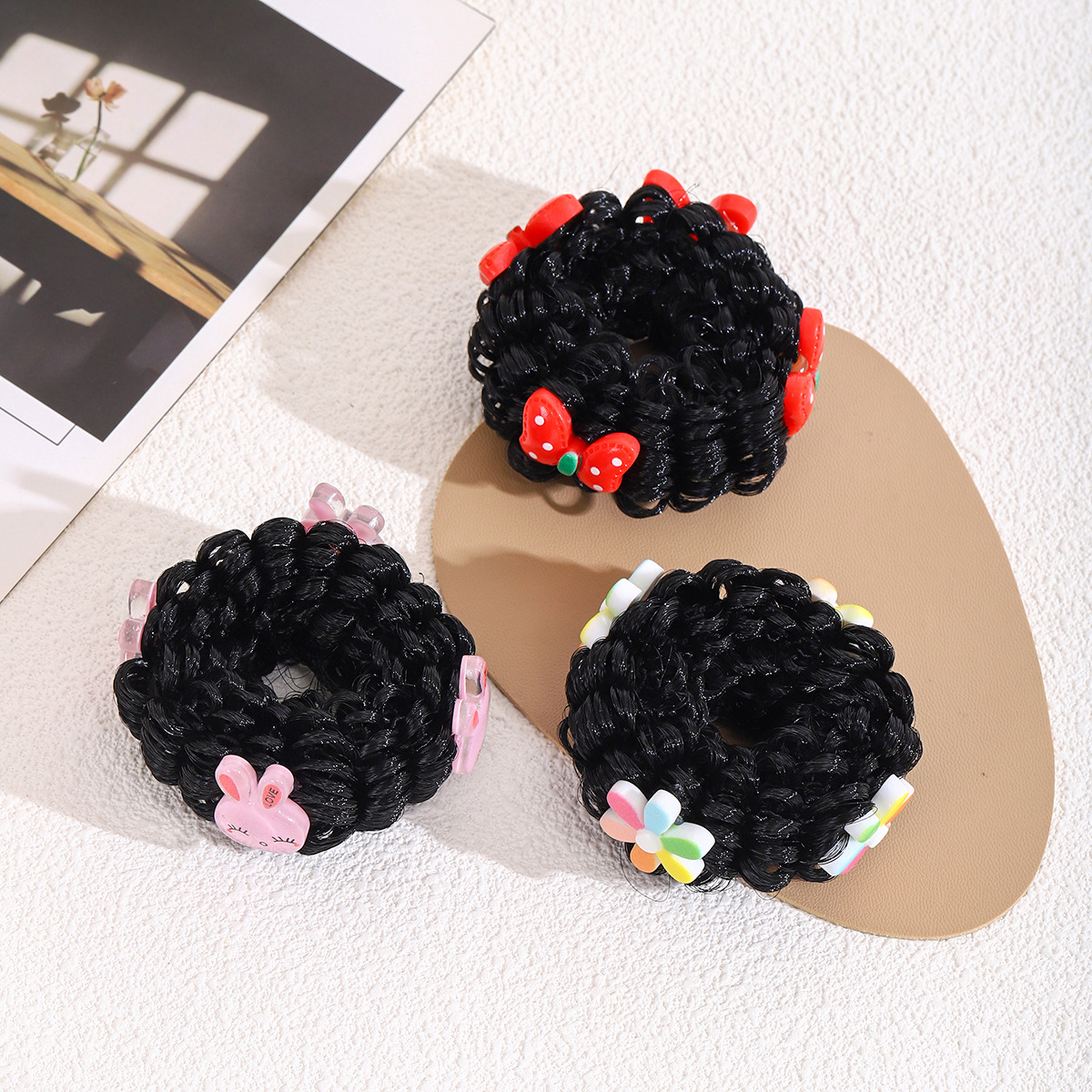 Nuevo anillo de pelo de dibujos animados para niños verano relajado bola cabeza peluca anillo de pelo princesa cabeza de bebé flores de cabello aparatos de pelo