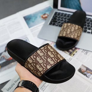 �|�ρ�һ����Ь2026�ļ��¿��n����Ьɳ��Ь�д�aһ����slishoes