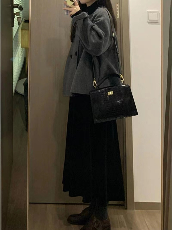 灰色短款呢子大衣女秋冬娃娃领复古加厚小个子韩系赫本风毛呢外套|undefined