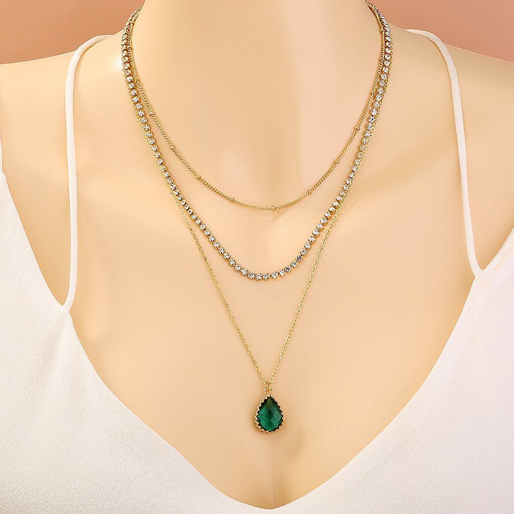 Simple Multi-layer Emerald Zircon Water Drop Necklace display picture 7