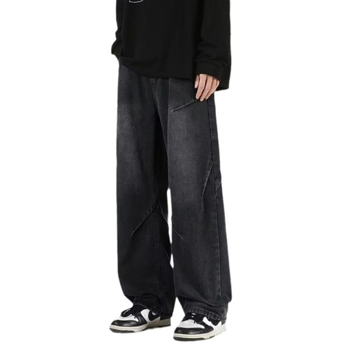 Carefully selected patchwork denim jeans for men—spring and autumn, with a relaxed, flowy silhouette, featuring a high-rise design that exudes sophisticated American style.