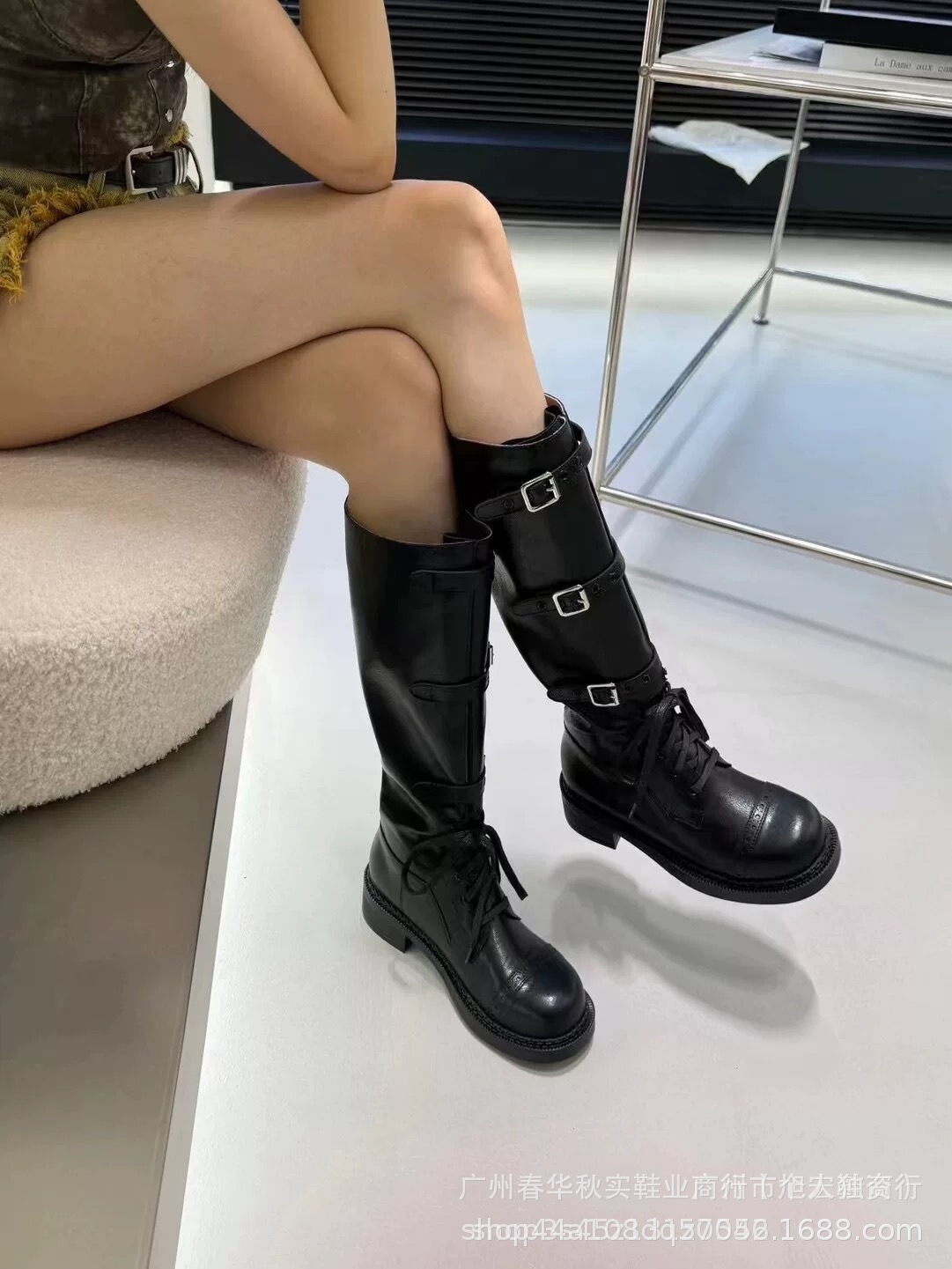 블랙 부츠의 고급 버전