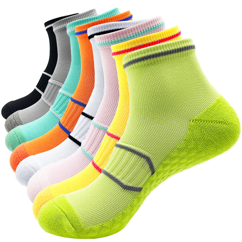 Men's Sports Socks Sweat-Absorbent and Wear-Resistant Massage Bottom Outdoor Running Fitness Compression Short Boat Socks Women's Fitness Socks