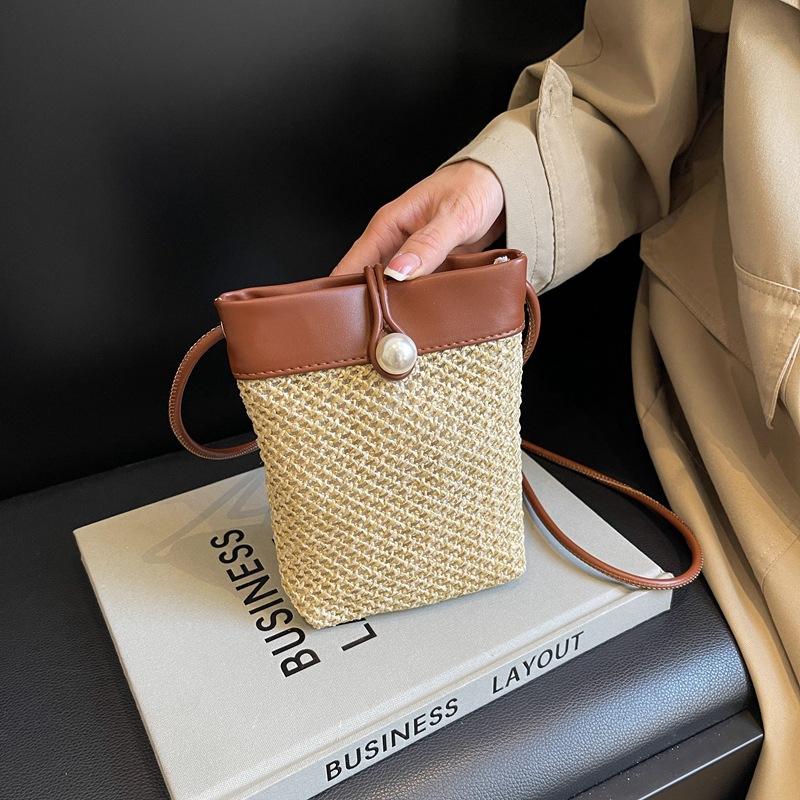 Verano diario nicho diseño bolso de teléfono móvil 2026 nueva popularidad en línea bolso de teléfono móvil trenzado bolso de paja