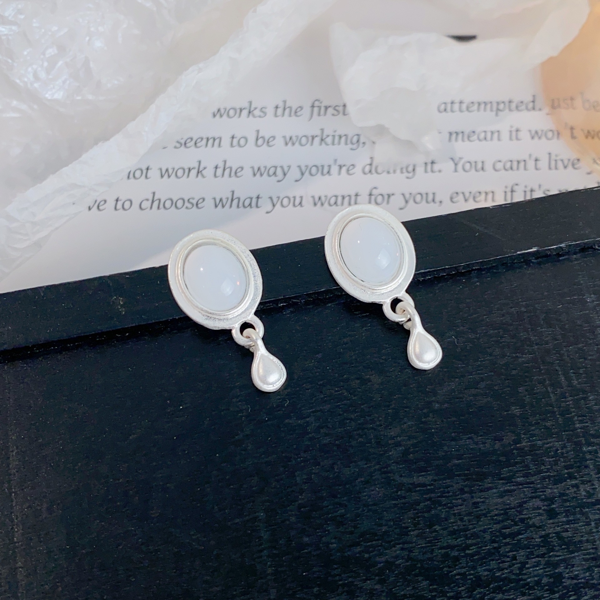 Matte small design retro earrings