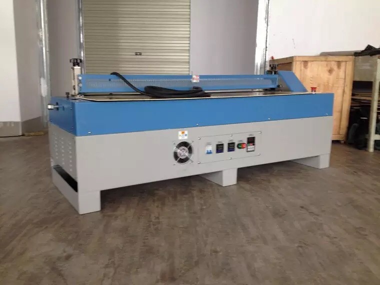 厂家直销1300MM热熔胶过胶机 加热快 容量大 地毯专用过胶机