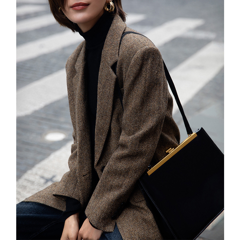 Autumn and Winter New 2025 Herringbone Woolen Suit Jacket Women's British Style High-End Casual Petite Top