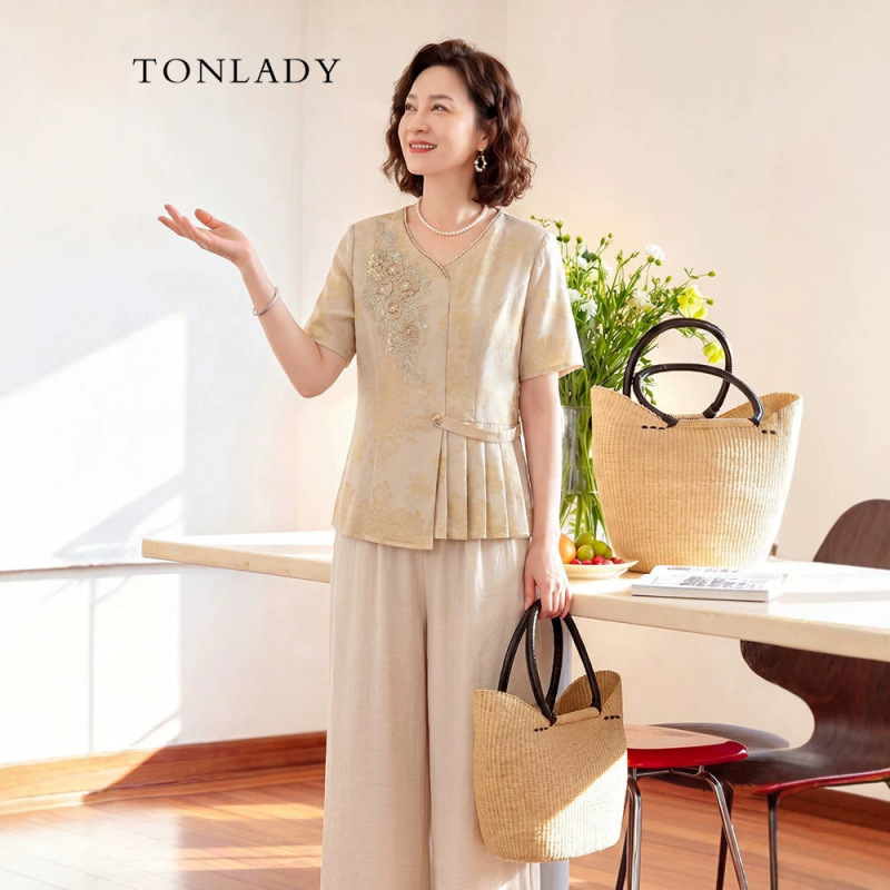 Mother's Day New Chinese-Style Short-Sleeve T-Shirt Summer Set, Stylish Blouse for Middle-Aged and Elderly Women, Elegant and Classy Clothing Mother's Day New Chinese-Style Short-Sleeve T-Shirt Summer Set, Stylish Blouse for Middle-Aged and Elderly Women, Elegant and Classy Clothing