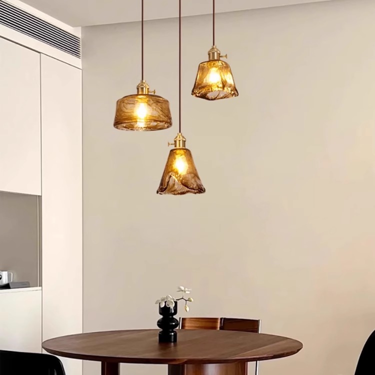 Bodas retro bronce vidrio dormitorio cabecera lámpara japonesa minimalista creativa bar de moda restaurante candelabrera
