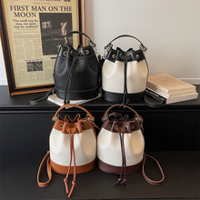 �ļ��¿�ˮͰ���߼��|�г鎧������r�Џ͹Űٴ�ײɫ�μ�б���Ů