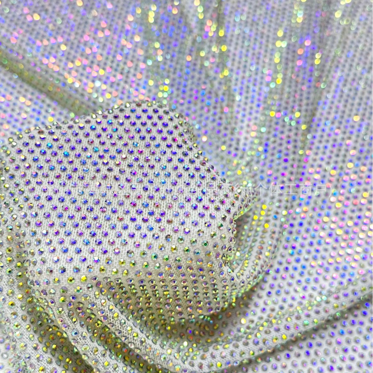 Fabricantes transfronterizos al por mayor de bienes de acero de amoniaca tela de perforación de vidrio de moda vestido de brindis tela de cena