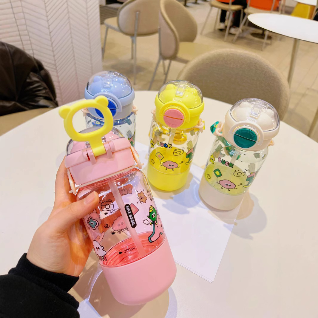 Yitongpc tazas de plástico de dibujos animados para niños tazas de paja de rebote portátil estudiantes lindos tazas de agua nuevas botellas de agua