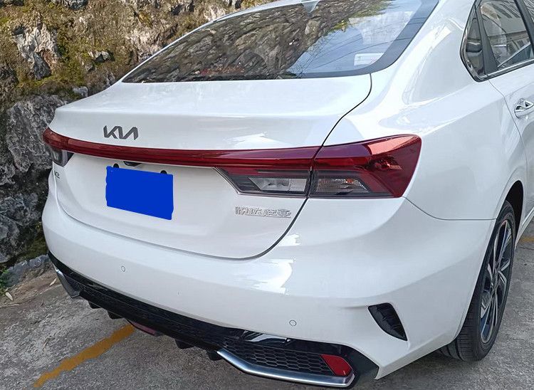 Suitable for Kia's new KN car logo metal sticker, modified black front and rear car logo decorative sticker, rear tail letter emblem