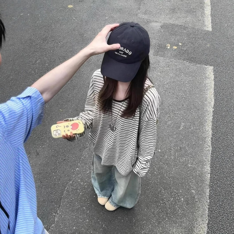 Spring and Autumn Black and White Striped Long-Sleeve T-Shirt for Women, Early Autumn New Korean Style Casual Loose Round Neck Base Shirt Wholesale Spring and Autumn Black and White Striped Long-Sleeve T-Shirt for Women, Early Autumn New Korean Style Casual Loose Round Neck Base Shirt Wholesale