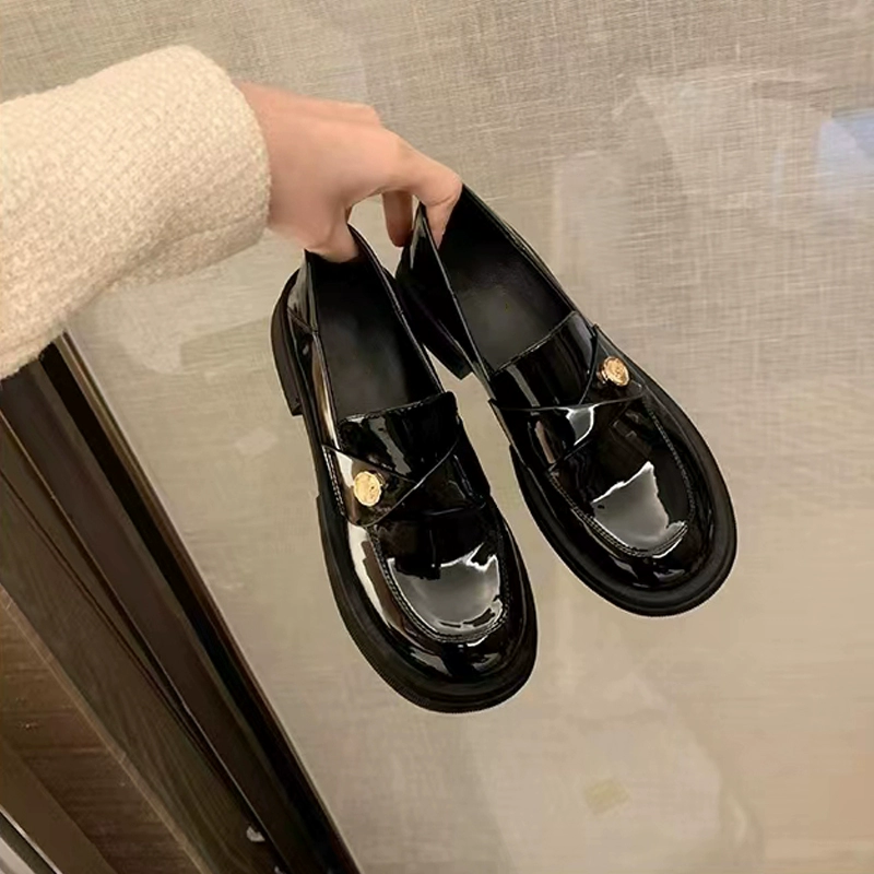 Толстая подошва ленивая Lefu обувь женская осень-зима новая кожаная золотая монета Британская маленькая кожаная обувь большого размера женская обувь 41-43 одиночная обувь