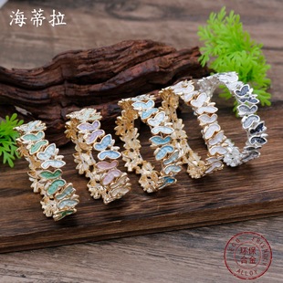 �羳�����ɫ���ͺ����w�菗�����C С����Ůʿ�ٴ�����Ͻ����