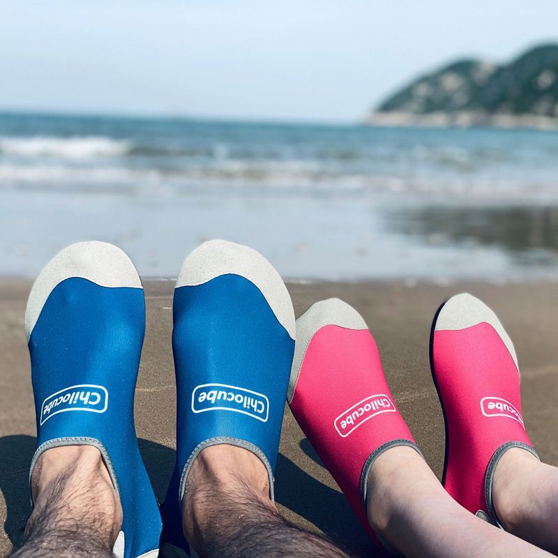 Beach Shoes, Diving Socks, Snorkeling Jellyfish Coral Shoes and Socks Equipment, Wading Anti-Cut Thick-Soled Floor Socks for Men, Women and Kidsren