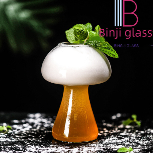 New Style Large and Small Mushroom Cocktail Glasses Creative Molecular Cuisine Bar Glasses Personalized Glass Cups