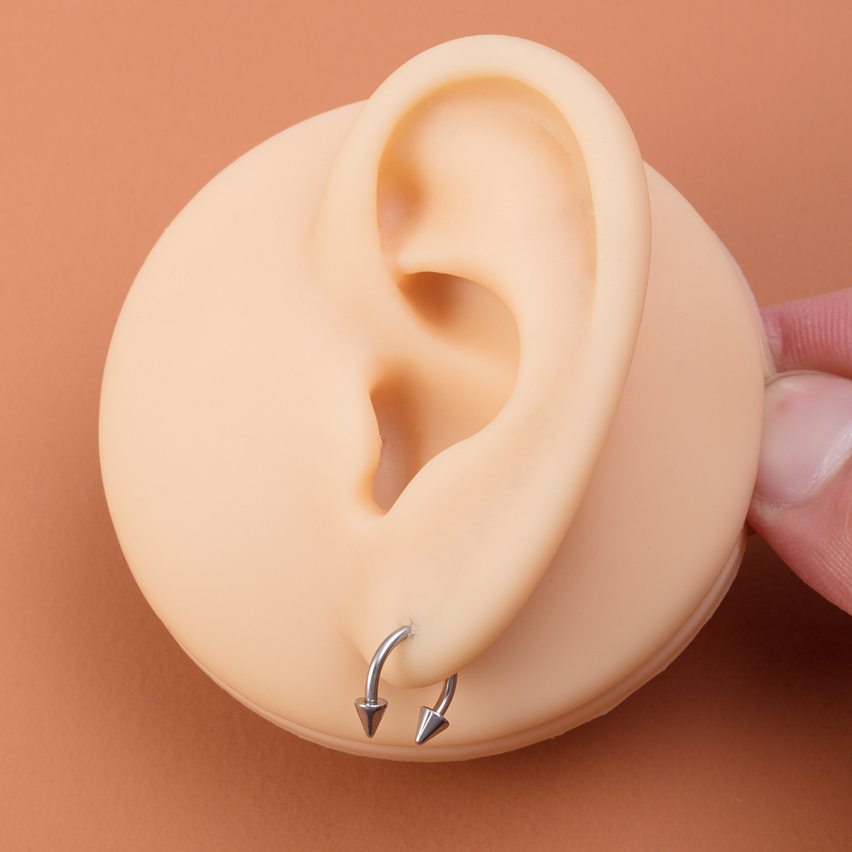 Fashion Solid Color Stainless Steel Polishing lip stud 5 Pieces