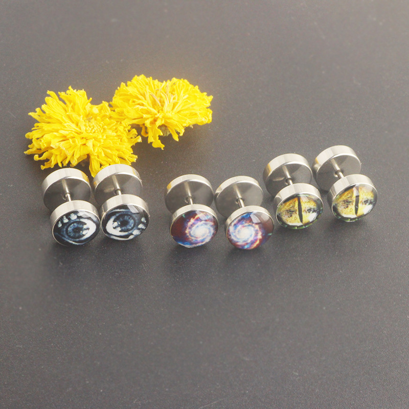 Labret piercing jewelry detail image