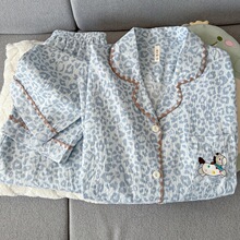 �S�ҿ羳��ͨ���yponyС�R��a˯��Ů��＾�L��ɐۼҾӷ����b