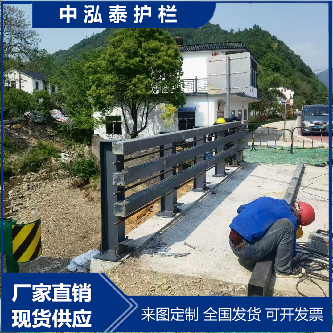 厂家供应桥梁加厚防撞护栏 大桥安全隔离护栏 高架桥防撞护栏