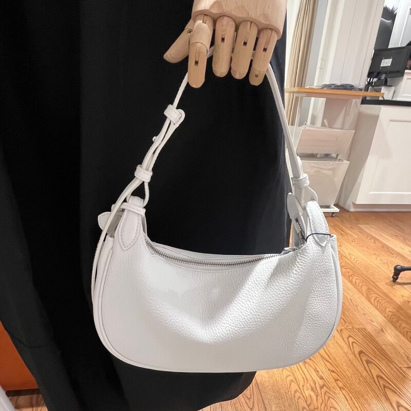Raff's First-Layer Cowhide Crescent Bag Polo Simple and Versatile Underarm Bag with a High-End Feel, Genuine Leather Handbag with Lychee Pattern Raff's First-Layer Cowhide Crescent Bag Polo Simple and Versatile Underarm Bag with a High-End Feel, Genuine Leather Handbag with Lychee Pattern