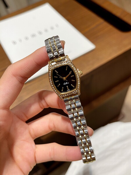 Lao Jia Lady's Quartz Watch Steel Belt Niche Fashion High-end Live…