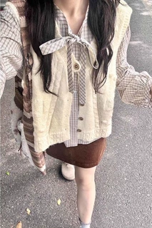 新款独特韩系套装女秋麻花针好看绑带织毛衣超衬衫两件套格纹马甲