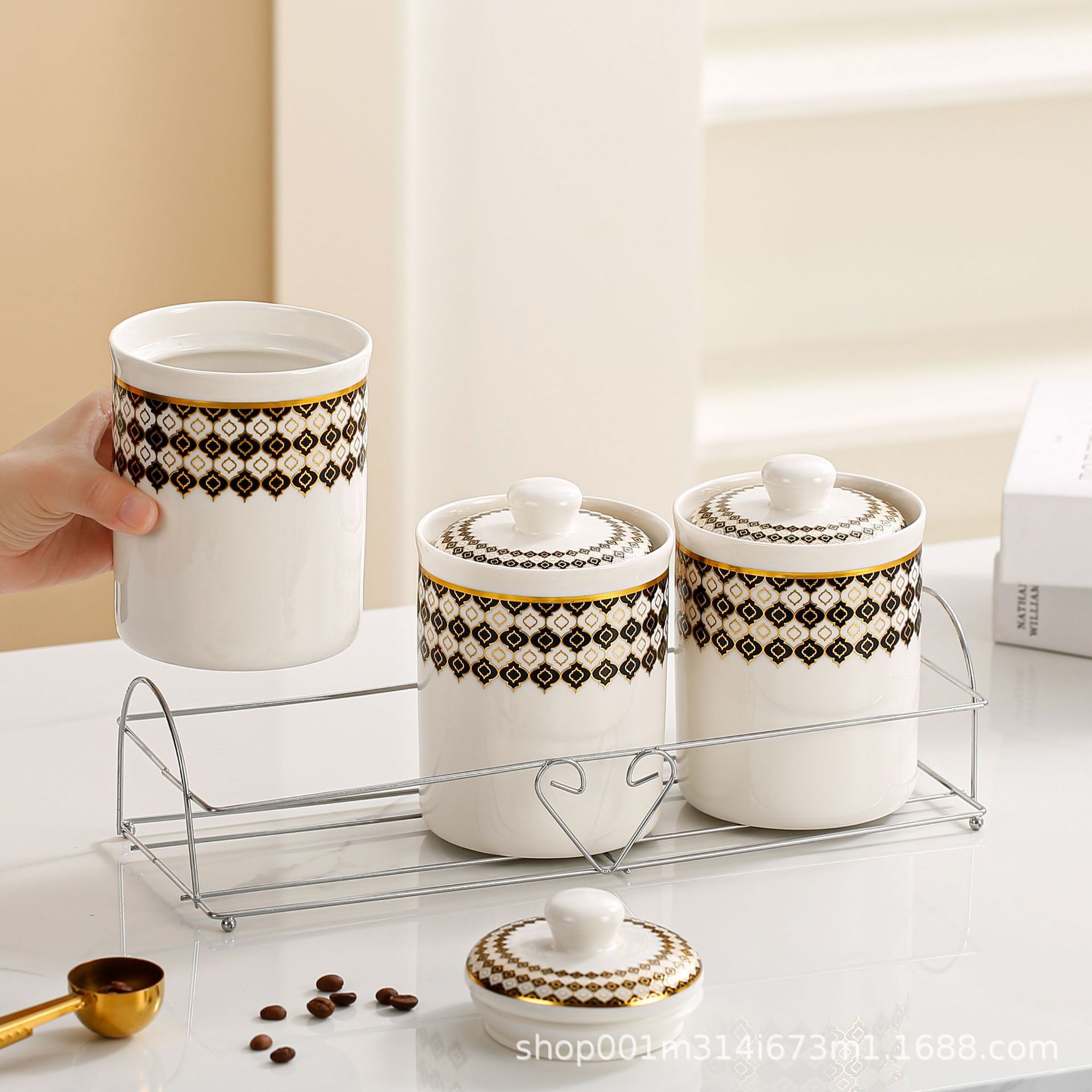 Tanque de sellado de cerámica exportado transfronterizo tanque de almacenamiento cubierta de madera tanque de almacenamiento de té de cocina condimento lata de café set