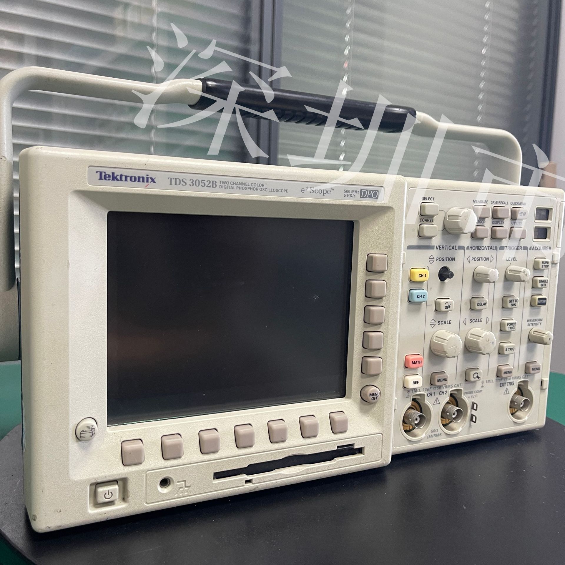 租售/回收Tektronix泰克TDS3052B数字存储示波器探头多功能荧光