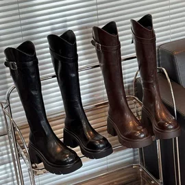 女式皮靴;女式棉鞋;厚底拖鞋