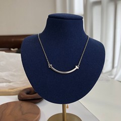 925纯银笑脸项链女简约小众设计时尚百搭个性微笑锁骨链0398T