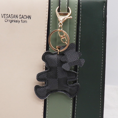 PU leather bear couple key chain pendant creative car bag leather bear key chain pendant factory wholesale
