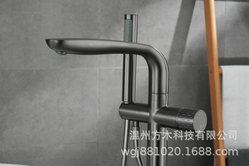 Black chrome-plated brushed gold gun gray floor-standing single-handle double-control ceramic valve core hot and cold water faucet, wooden bucket bathtub, showerhead undefined