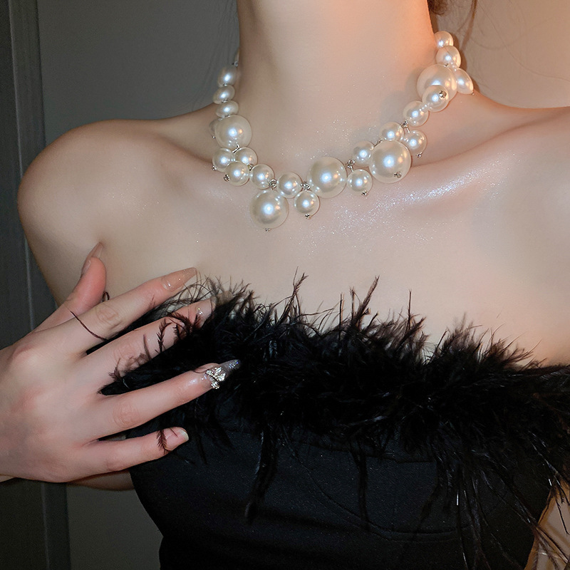 Übertriebene große Halskette ohne Perlen für die Braut, leichtes Luxus-Nischentemperament, 2024, neue explosive Schlüsselbeinkette, weiblicher Choker_voghion.com