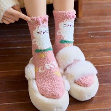 秋冬珊瑚绒袜子女卡通动物女袜居家保暖地板袜加厚睡眠月子中筒袜