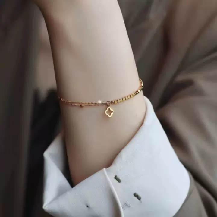 跨境爆款金色碎银四叶草手链高级感女款轻奢精致时尚不掉色手饰