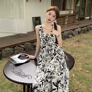 水墨印花v领吊带连衣裙夏季女法式小众宽松慵懒风过膝长款碎花裙